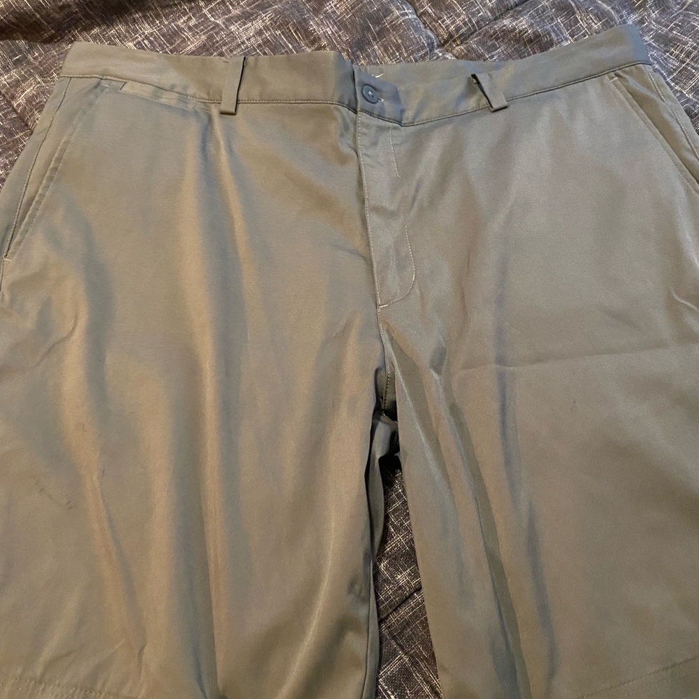 Nike golf shorts
